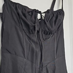 Elegant Black Sleeveless Dress